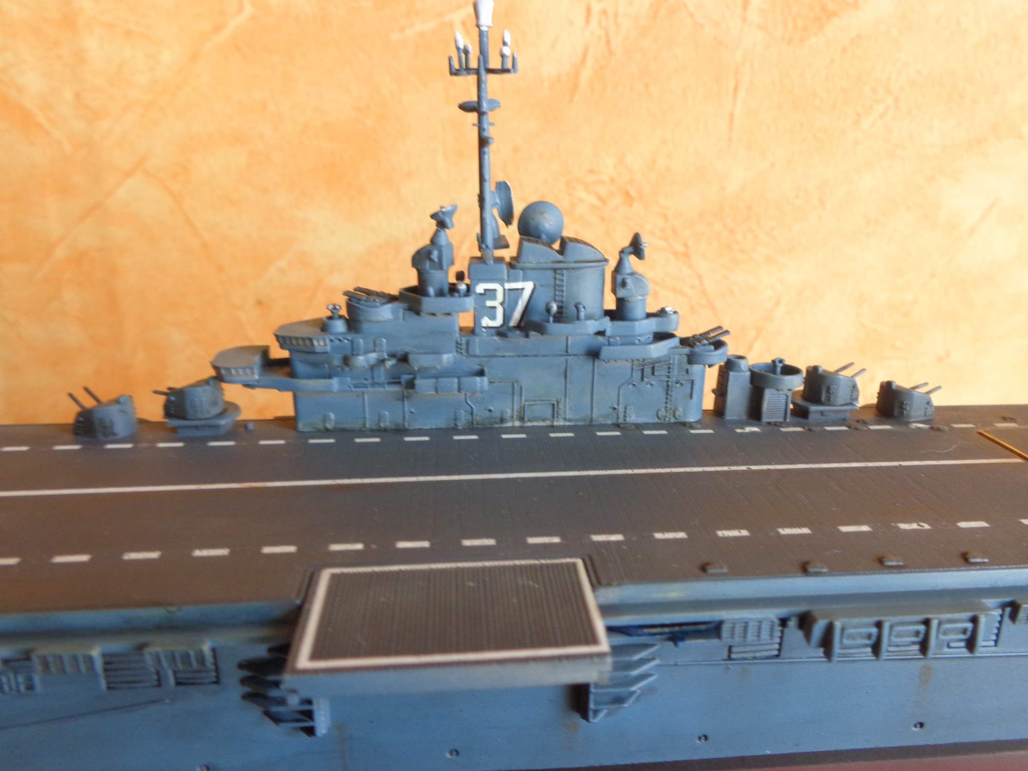 USS Princeton/ Dragon 1/700 - International Scale Modeller