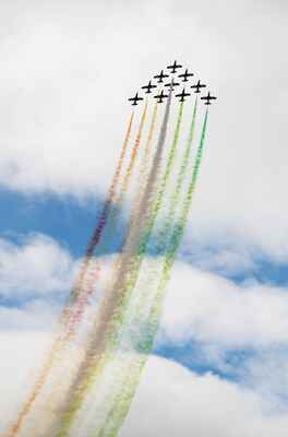 Akrobatická skupina Frecce Tricolori na letounech MB-339 PAN
